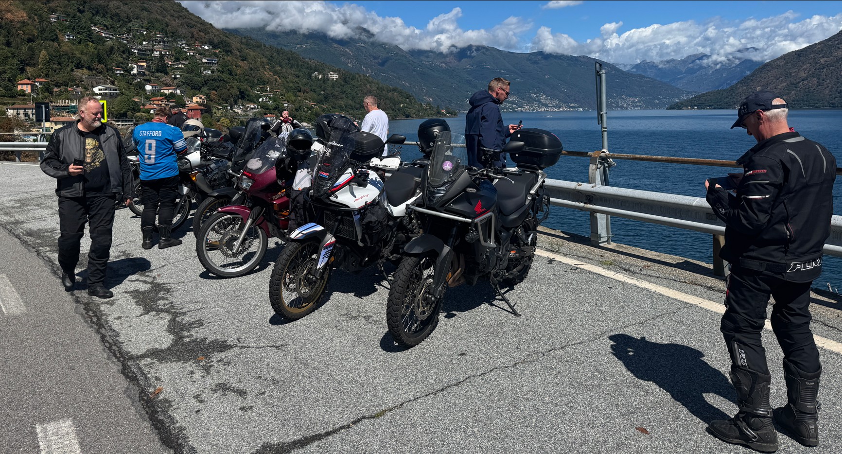Erster Eindruck vom Lago Maggiore - immer wieder schön zs 22